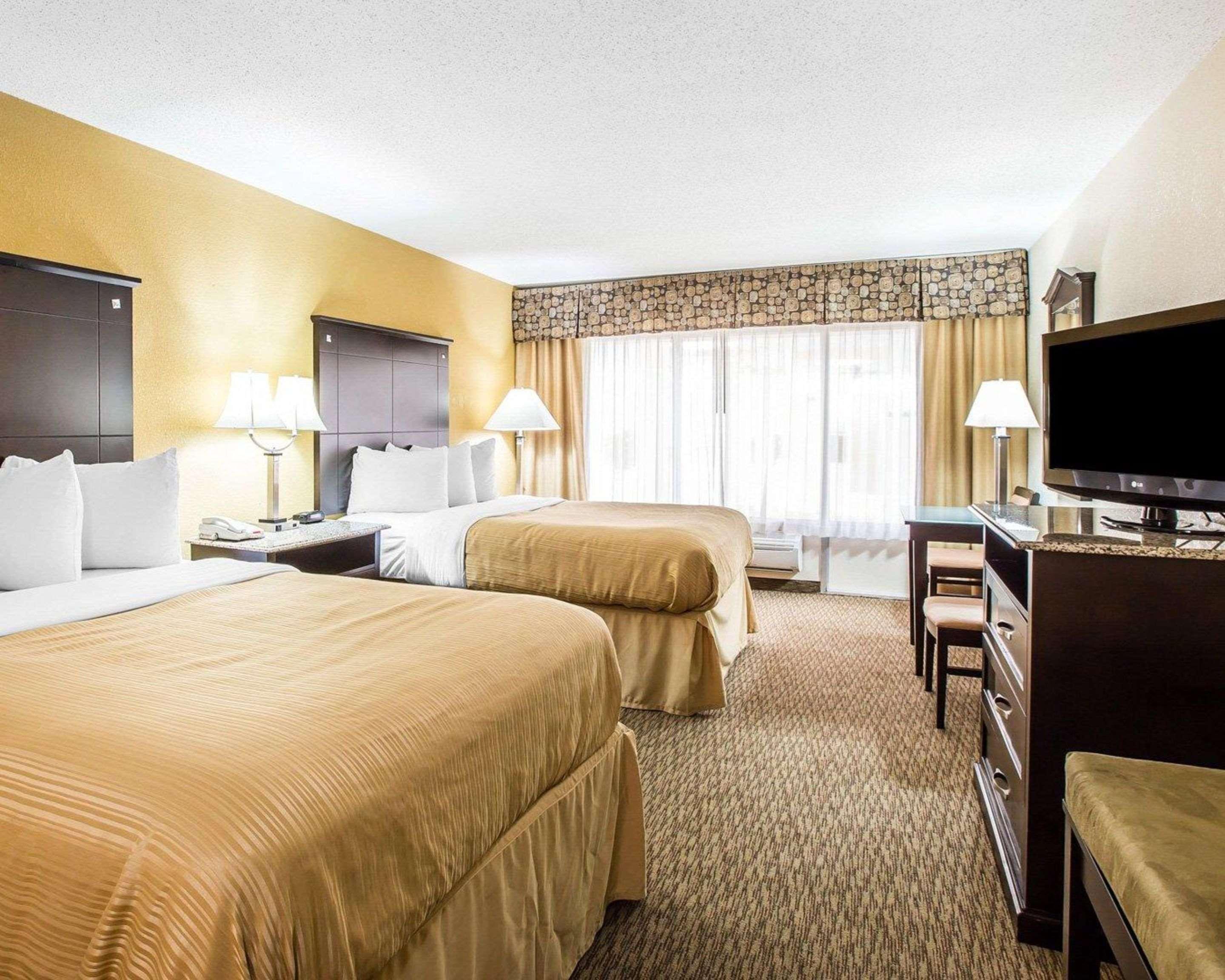 Quality Inn & Suites - Greensboro-High Point Esterno foto