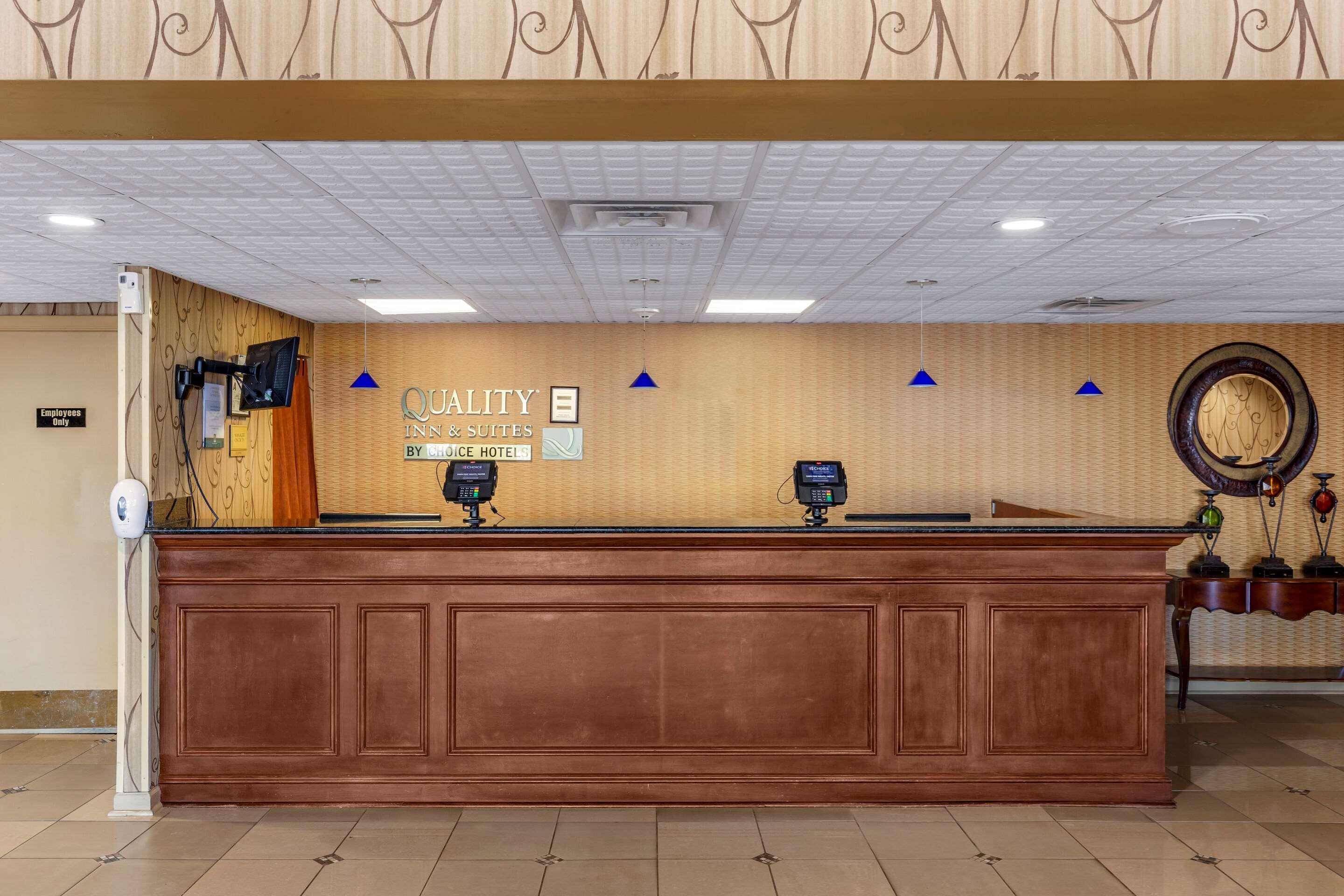 Quality Inn & Suites - Greensboro-High Point Esterno foto
