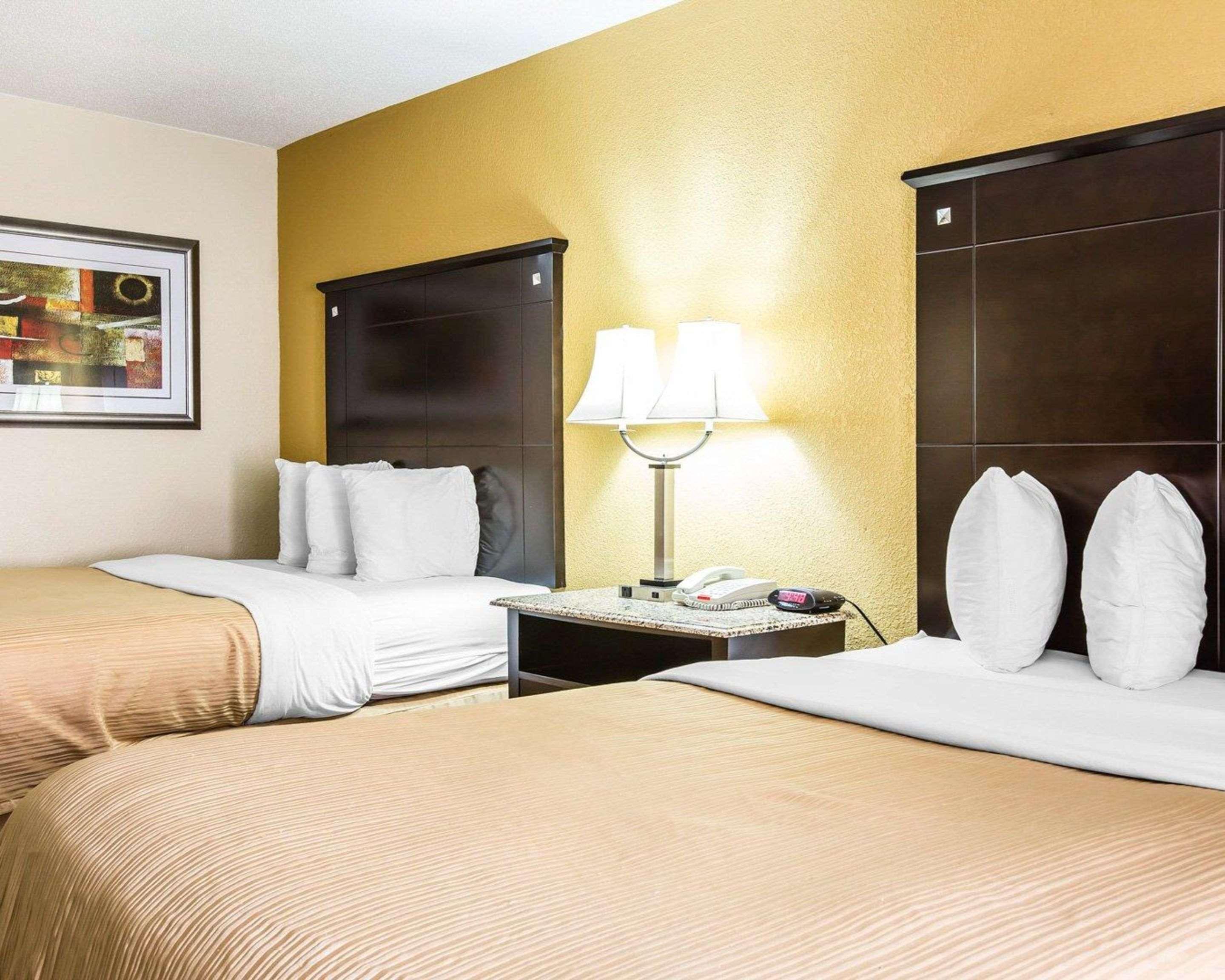 Quality Inn & Suites - Greensboro-High Point Esterno foto