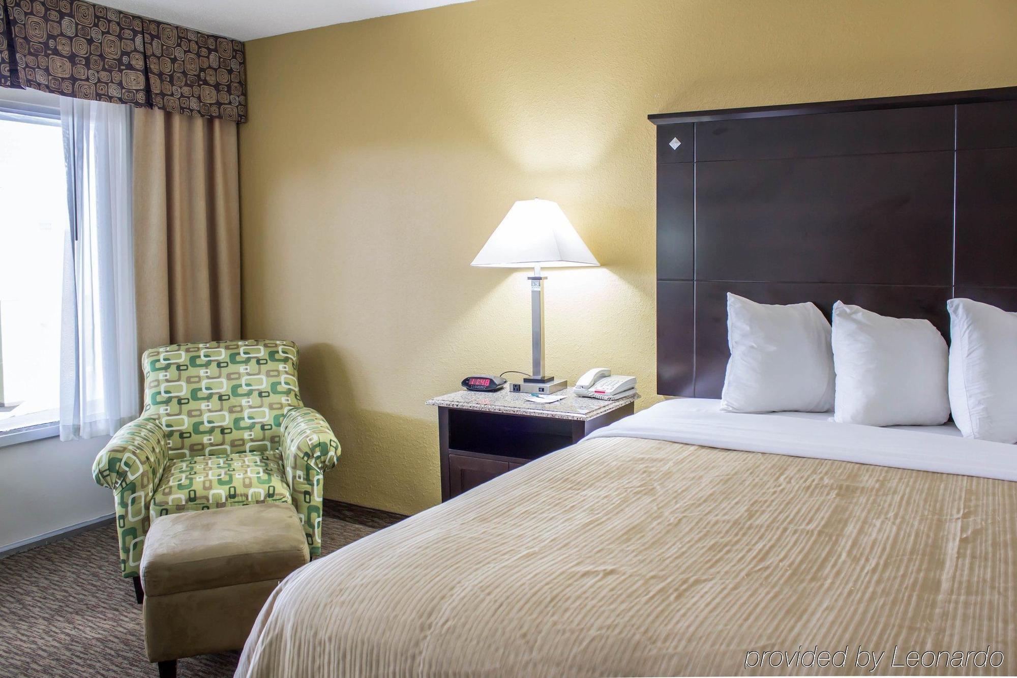 Quality Inn & Suites - Greensboro-High Point Esterno foto