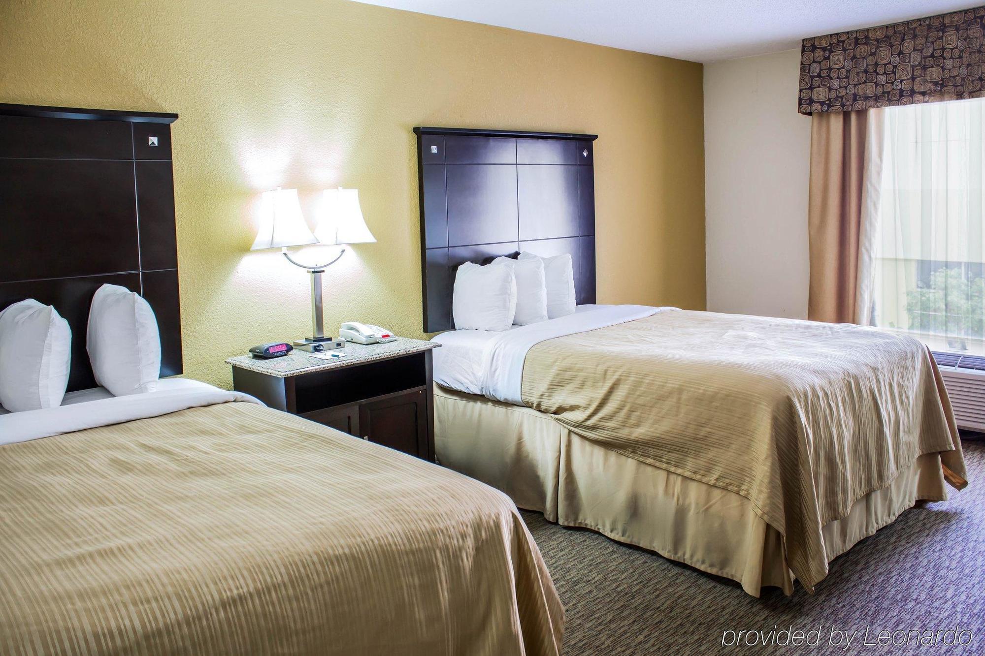 Quality Inn & Suites - Greensboro-High Point Esterno foto