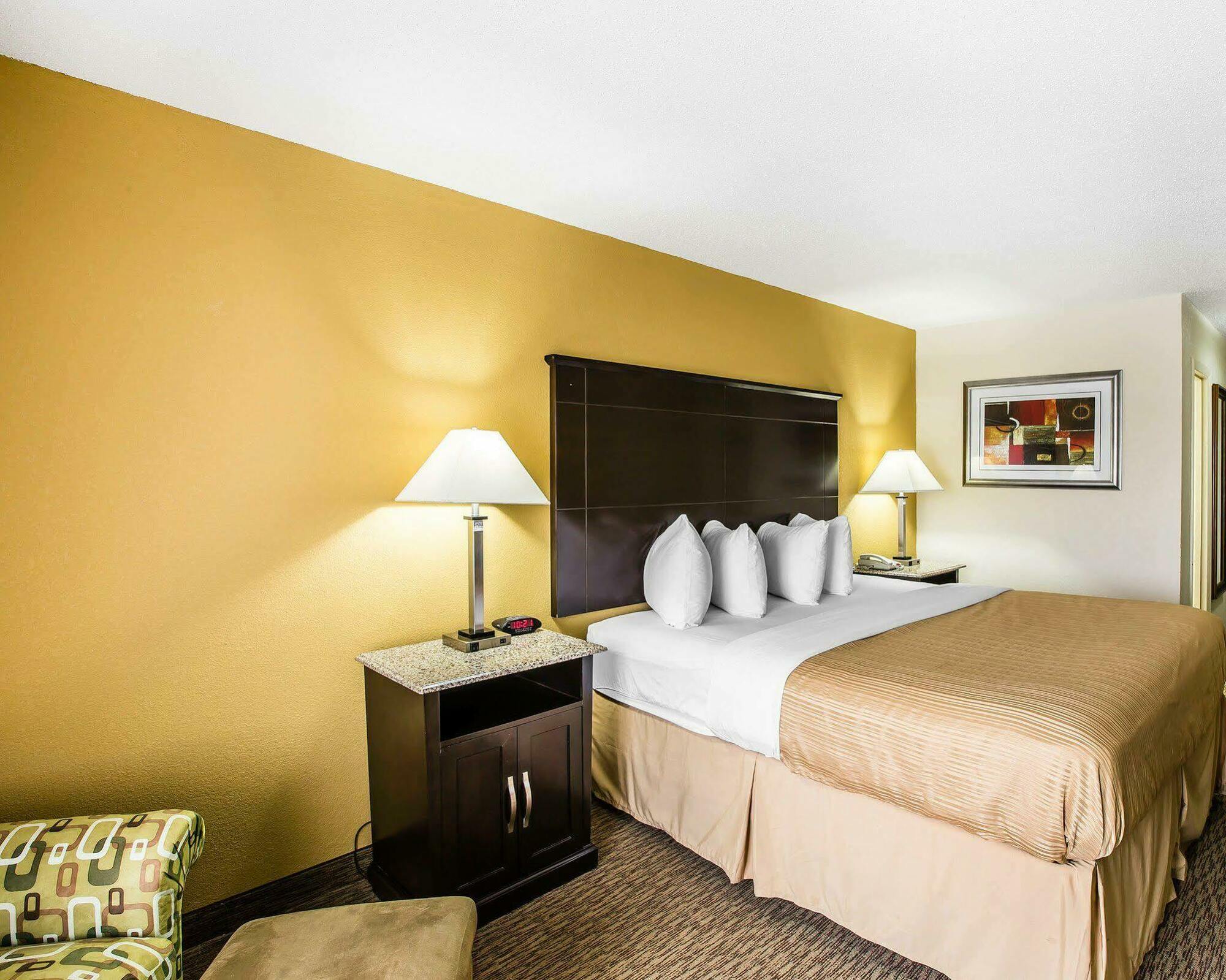 Quality Inn & Suites - Greensboro-High Point Esterno foto